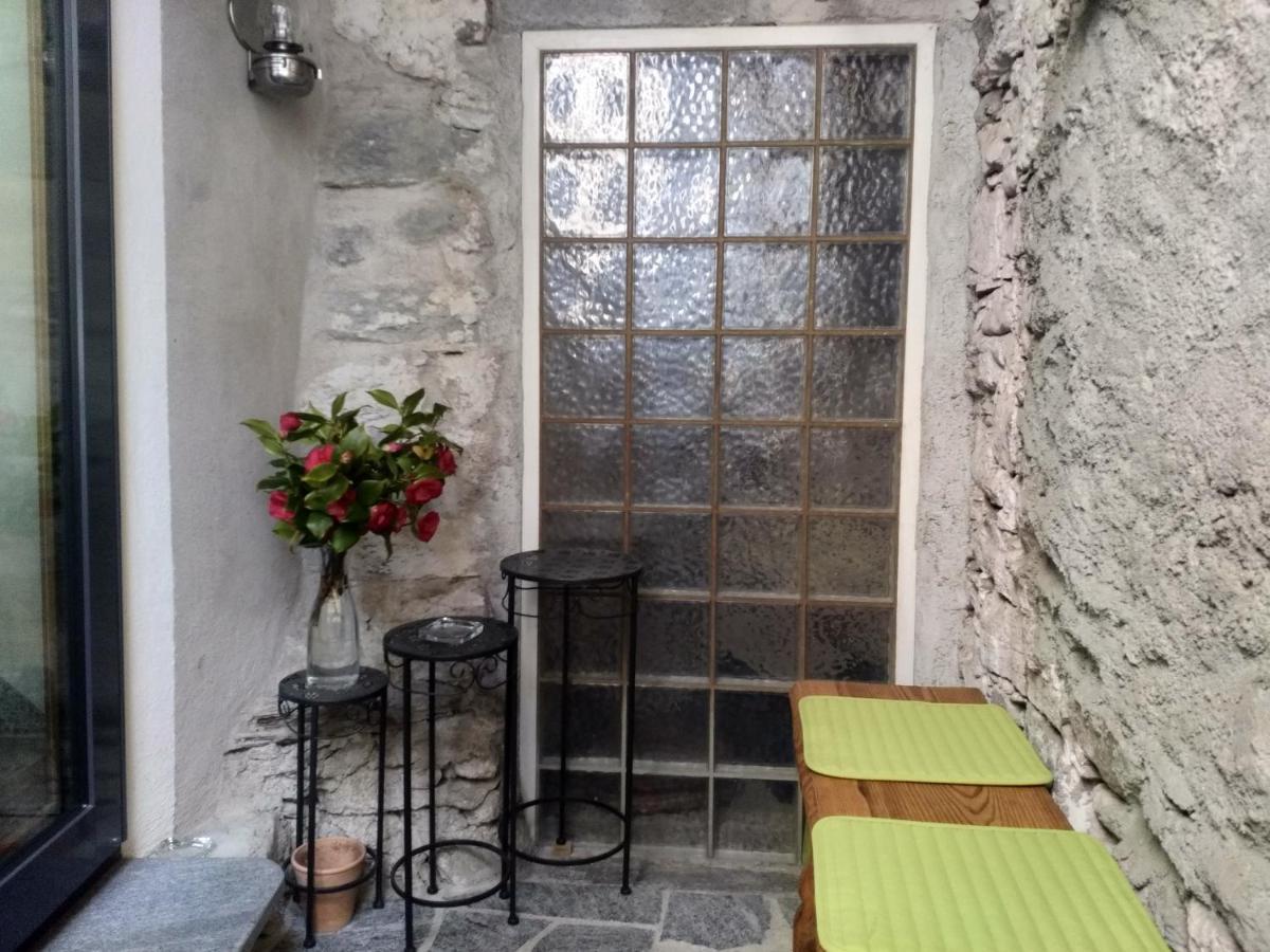 Guesthouse "Castello Del Nucleo" Intragna Exterior photo